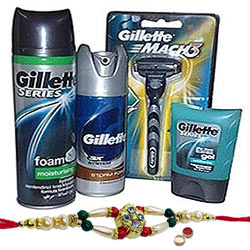 Cosmetics to Kerala by Kerala Florist