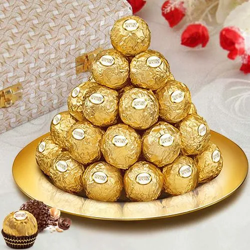 Send Arrangement of Ferrero Rocher in Golden Thali