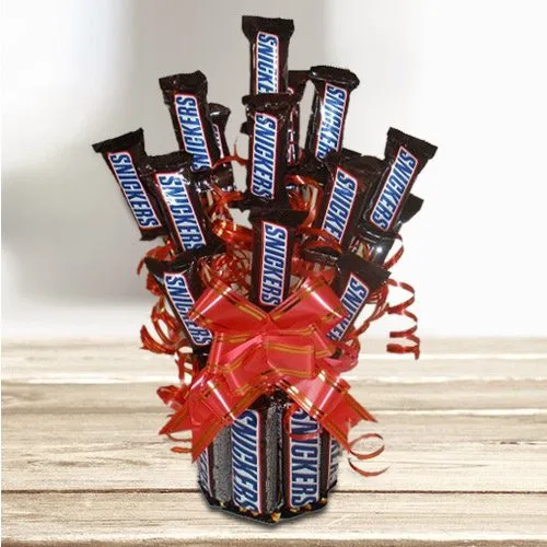 Send Snickers Chocolate Bouquet