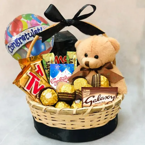 Exclusive Gift Basket of Chocolates N Teddy
