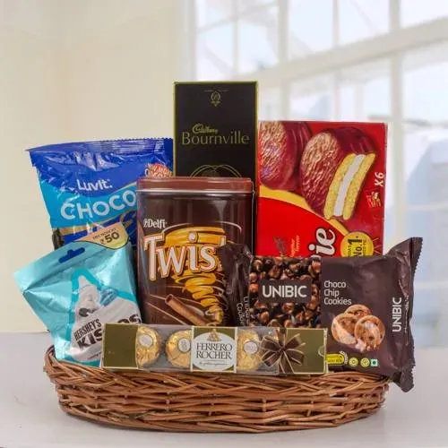 Deliver Chocolate Gift Hamper Online