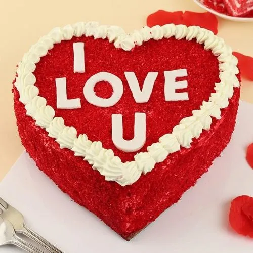 Irresistible Gift of Heart Shape Red Velvet Cake