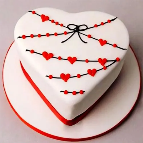 Deliver Strawberry Fondant Cake in Heart Shape