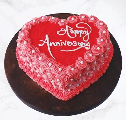 Romantic Anniversary Cake