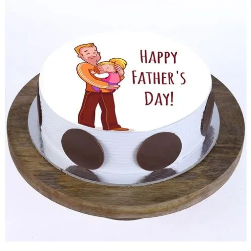 Memorable Father�s Day Photo Cake