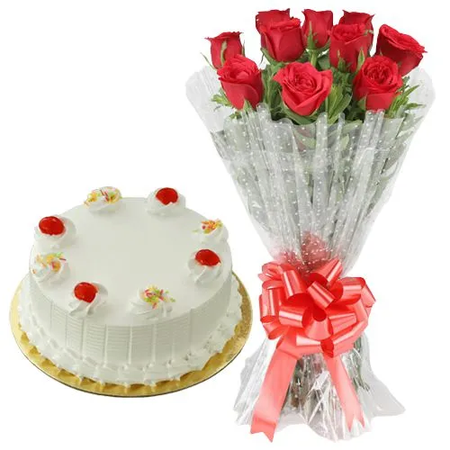 Send Vanilla Cake with Red Roses Bouquet