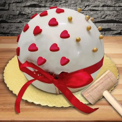 Marvelous Round Smash Cake with Hammer