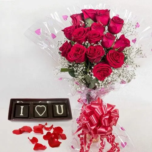 Graceful Red Roses Bunch N I Love You Handmade Chocolate Gift Combo for V-day