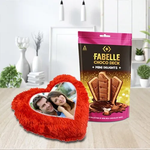 Send ITC Fabelle Mini Delight Chocolate with Personalized Cushion