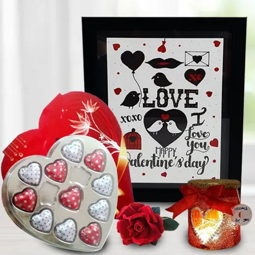 Appealing Gift of Frame with Led Lamp n Heart Chocolate