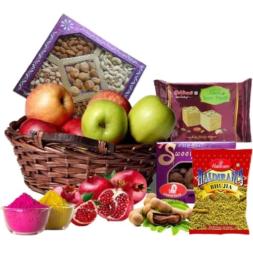 Delectable Fresh Fruits n Assortments Gift Basket for Holi