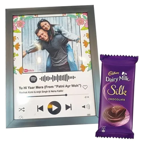 Marvelous Personalized Music Photo Frame with Cadbury Silk