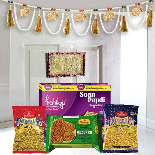 Exquisite Evening Snacks N Bandhanwar Gift Combo for Diwali