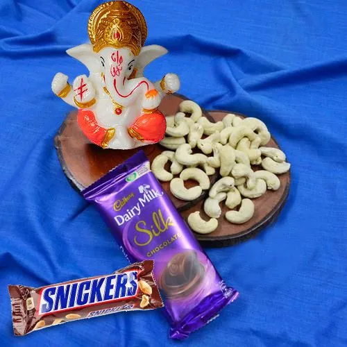 Resplendent Marble Ganpati Idol with Cashews n Chocolates