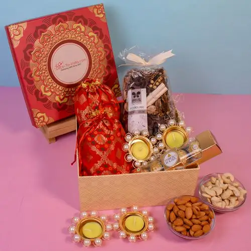 Order Chocolate Box Of Luck Combo Online, Price Rs.2195