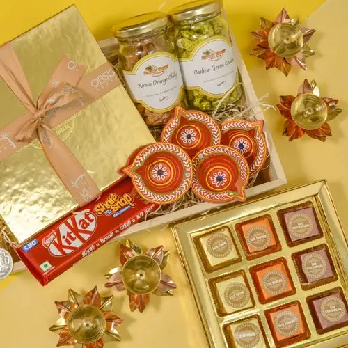 Deliciously Unique Diwali Treats Hamper