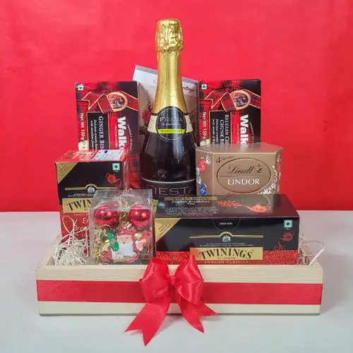 Delightful Christmas Treats N Decorations Hamper