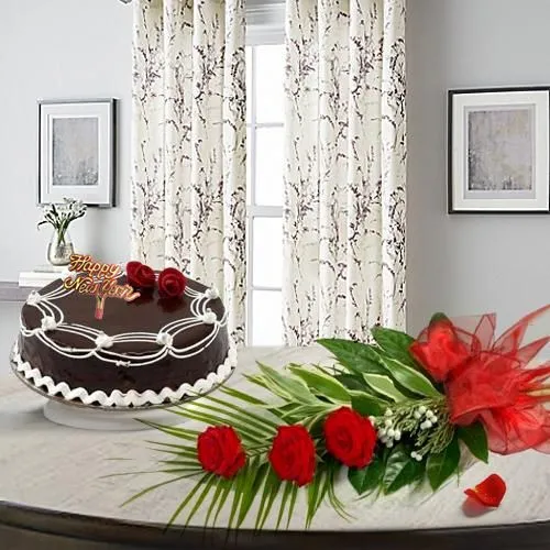 Red Rose Bouquet with Chocolate Cake