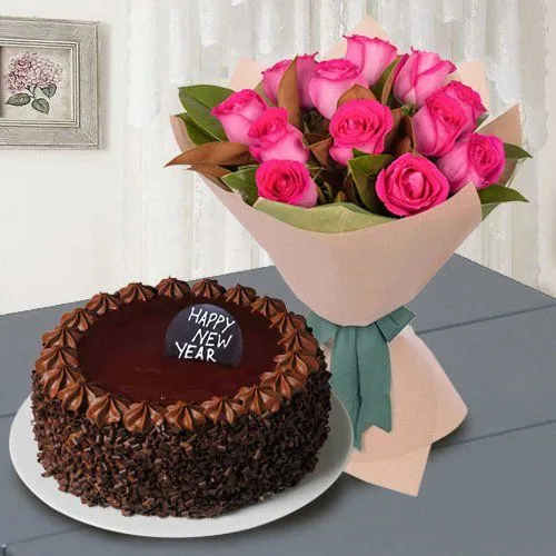 Red Rose Bouquet with Chocolate Cake