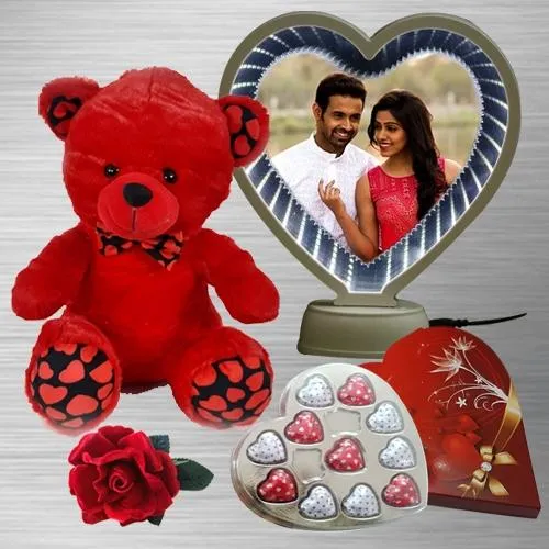 Glamorous Gift of Magic Mirror with Chocolate, Teddy n Roses for Girlfriend
