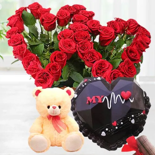 Amazing Gift of Twin Heart Red Roses Bunch, Hearty Chocolate Pinata Cake n Cute Teddy	