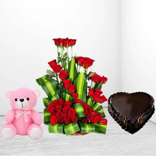 Superb Arrangement of Red Roses, Heart-Shape Chocolate Cake n Love Teddy
