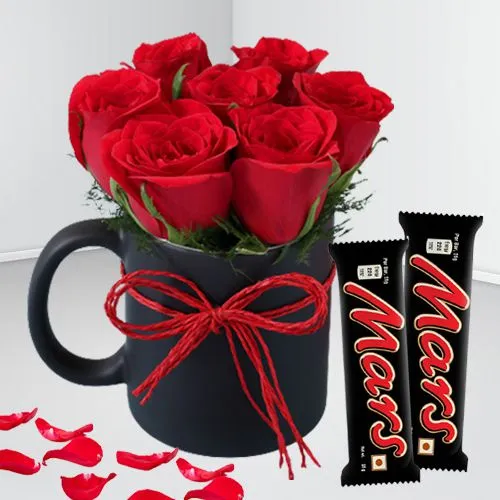 Love Filled Mug of Red Roses n Mars Chocolate
