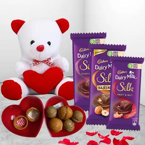 Expressive Love Message Box, Teddy with Cadbury Silk for Valentine