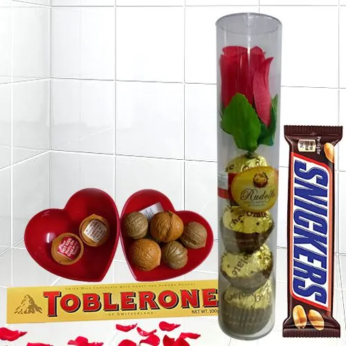 Splendid Gift of Love Message Box with Assorted Chocolates for Valentine