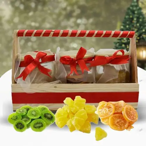 Exotic Dry fruit Delight Tray Hamper