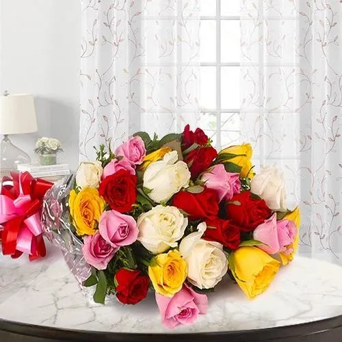 Deliver Bouquet of Mixed Roses Online
