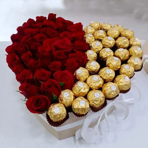 Breathtaking Heart Shape Box of Red Roses n Ferrero Rocher