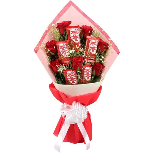 Mesmerizing Rosy N Chocolaty Bouquet