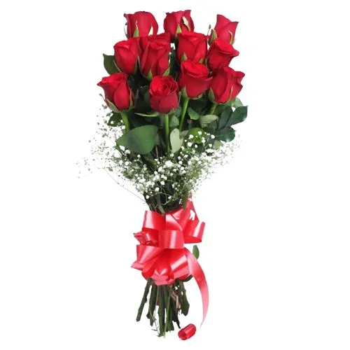 Dreamy Bouquet of Red Roses