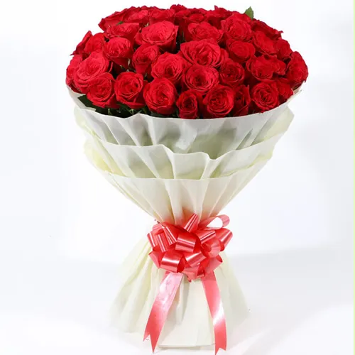 Send Premium Bouquet of Dutch Roses