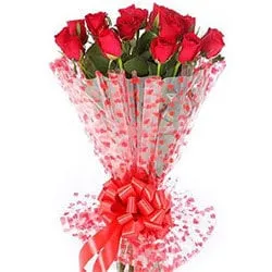 Unforgettable Classic Dutch Red Roses Bouquet