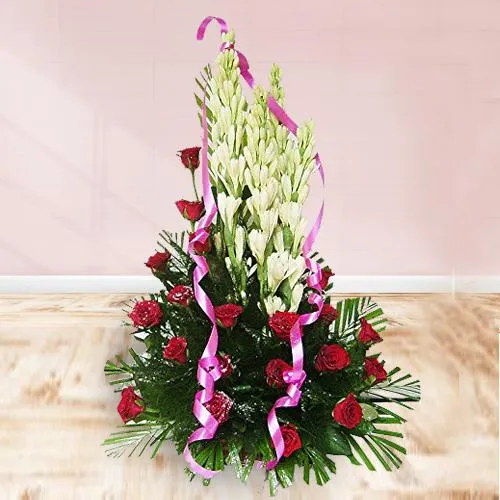 Deliver White Tuberoses n Red Roses Arrangement