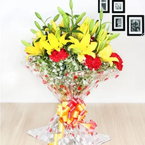 Send Yellow Lilies N Red Carnation Bouquet Online