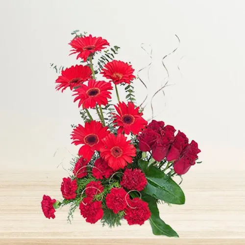 Online Arrangement of Carnation, Gerberas n Roses