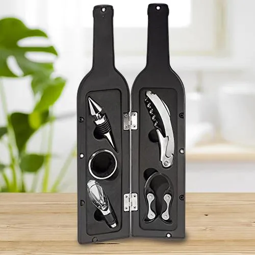 Attractive 5 Pc Bottle Shaped Wine Accessory Kit