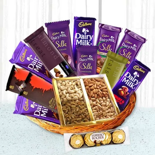 Deliver Chocolate Hamper with Dry Fruits Online