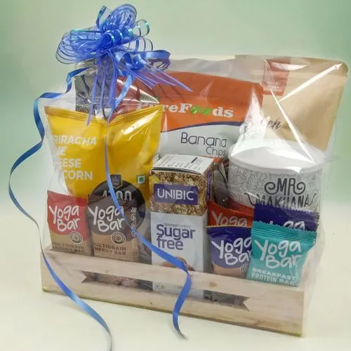 Delectable Breakfast Munchies Gift Hamper