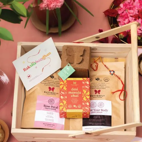 Aromatic Tea N Cookies Assortment