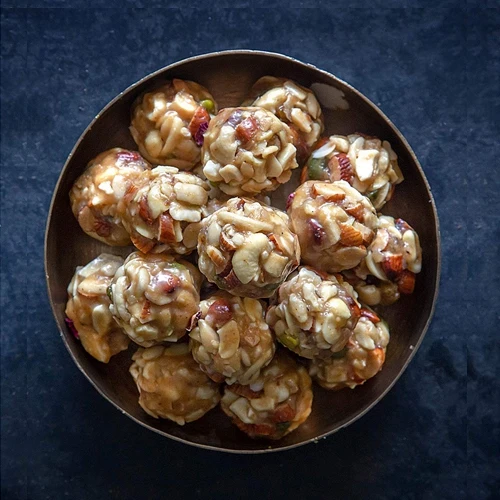 Blissful Kesar Dry Fruits Ladoo Pack