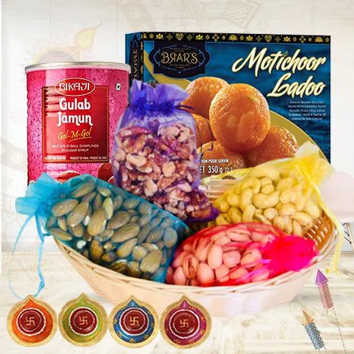 Toothsome Dry Fruits Pack with Motichoor Laddo N Diya