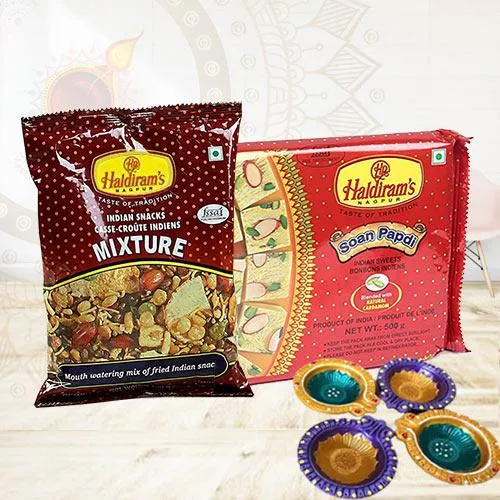 Exquisite Haldirams Soan Papdi N Mixture Combo<br>