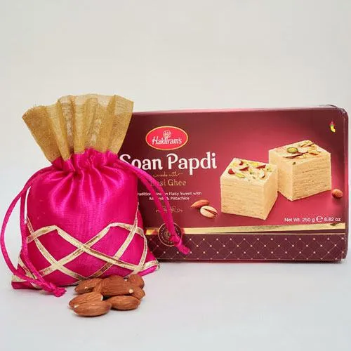 Appetizing Pack of Soan Papdi N Almonds