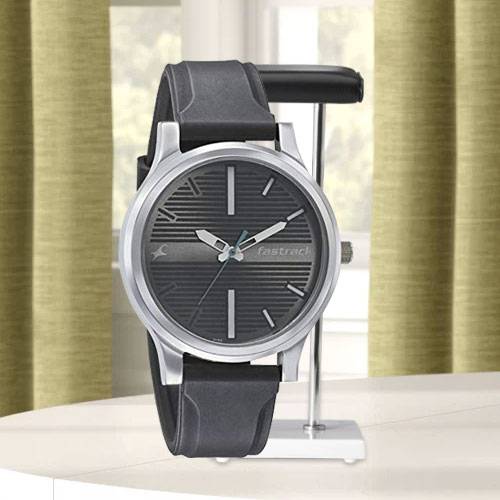 v8 smart watch fastrack