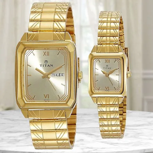 Titan gold hotsell color watches